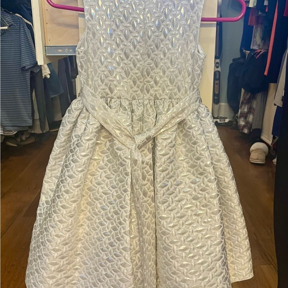 Black Item - Picture 3 of 6